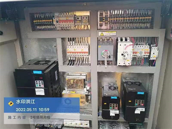 水映洪江項(xiàng)目-塔吊、電梯月檢
